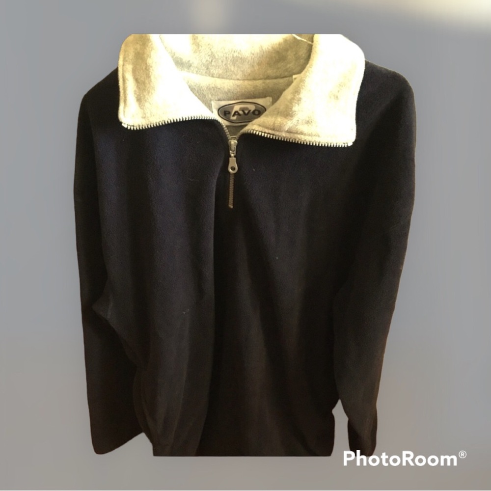 COPY - Men’s Navy fleece zip up shirt 👕